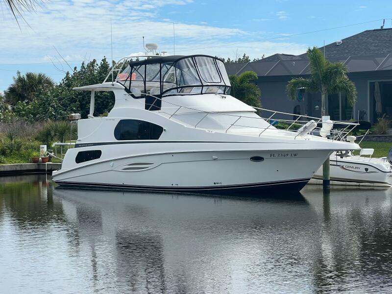 2002 Silverton 39 Motor Yacht — photo 1