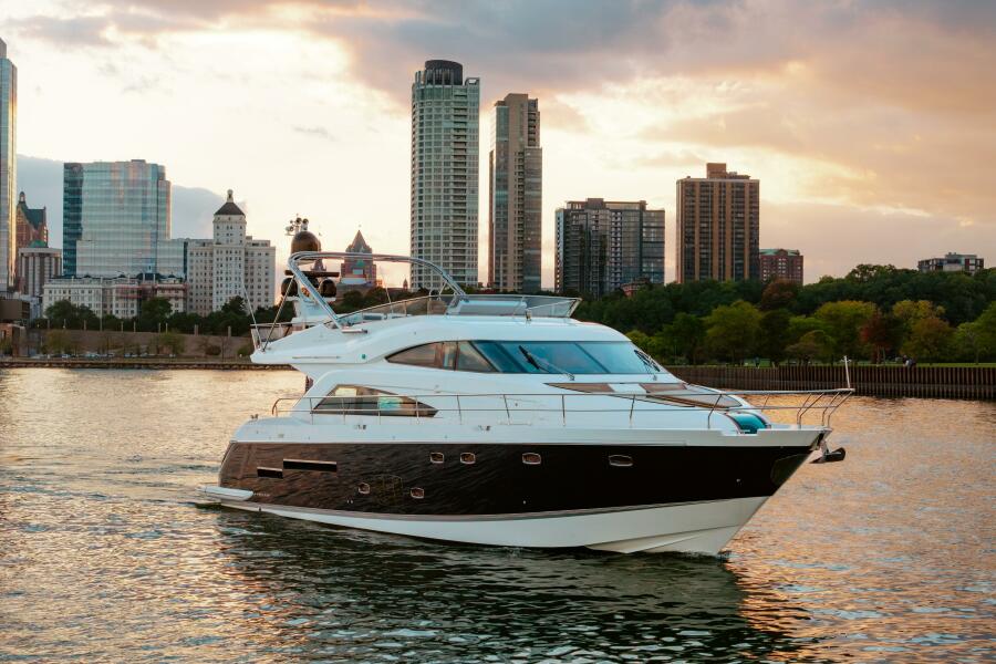 2011 Fairline 65 Squadron — photo 1