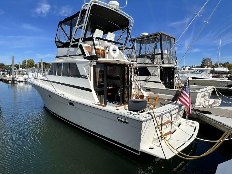 1979 Viking 35 Convertible — photo 1
