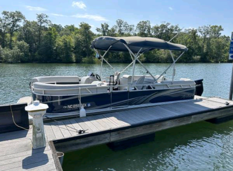 2022 Avalon — photo 1