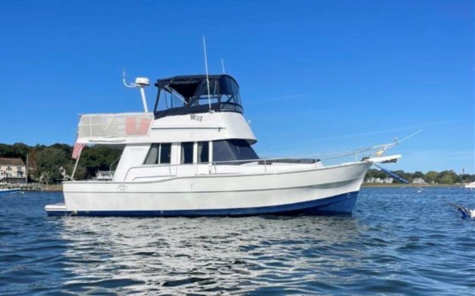 1998 Mainship 350 Trawler — photo 1