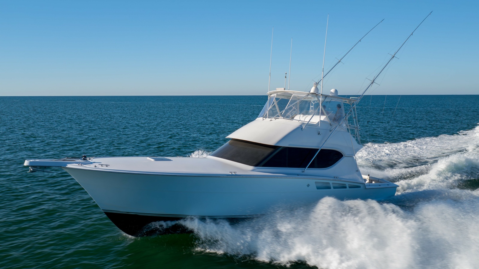 2000 Hatteras 50 Convertible — photo 1