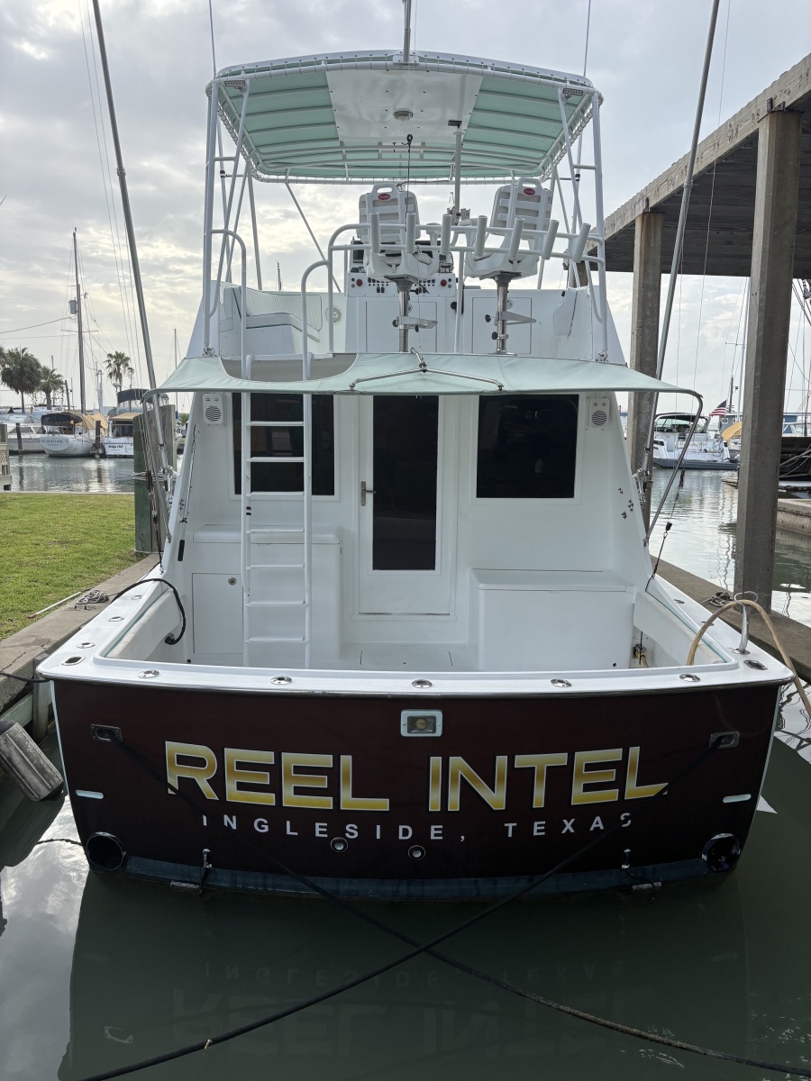 1972 Hatteras Convertible — photo 1