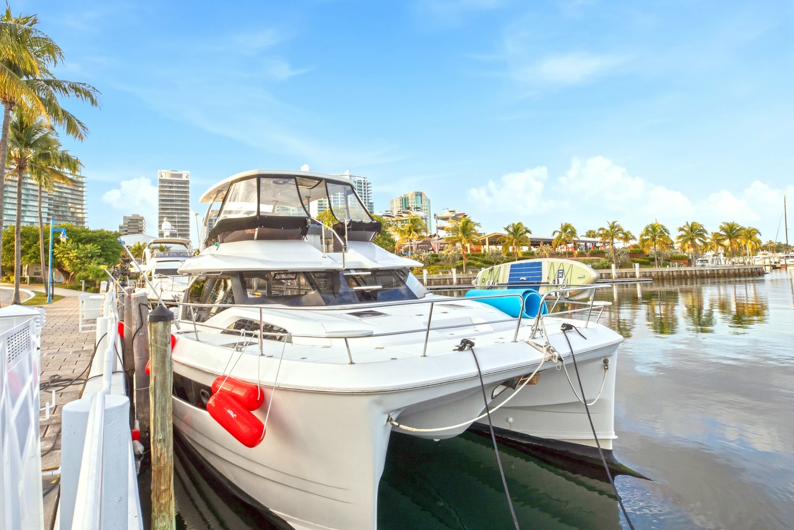 2021 Aquila 44 PowerCat — photo 1