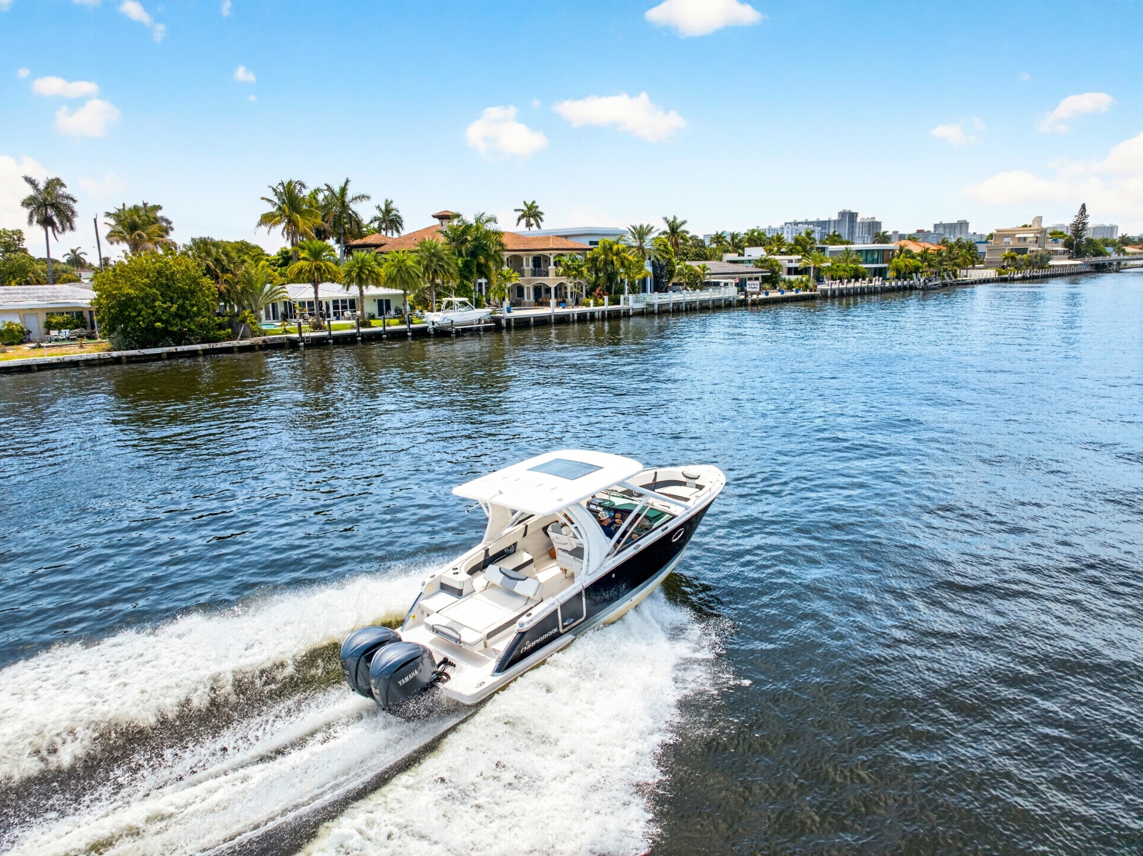 2023 Chaparral 280 OSX — photo 1