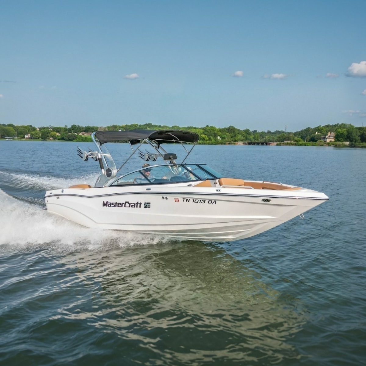 2021 Mastercraft XT23 — photo 1
