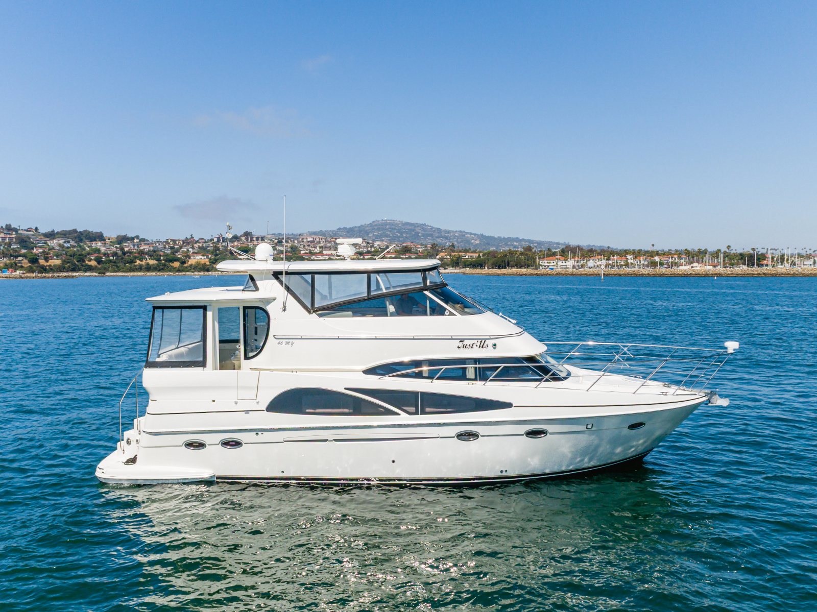 2006 Carver 46 Motor Yacht — photo 1